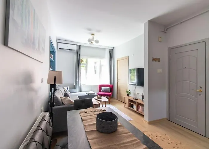 شقة Bright 3br Near Kadikoey Seaside *