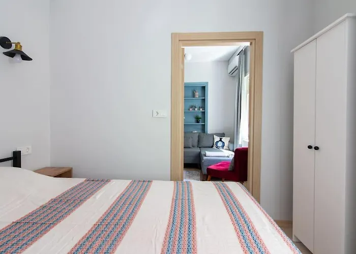 Bright 3br Near Kadikoey Seaside شقة اسطنبول