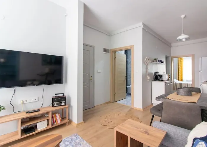 Bright 3br Near Kadikoey Seaside